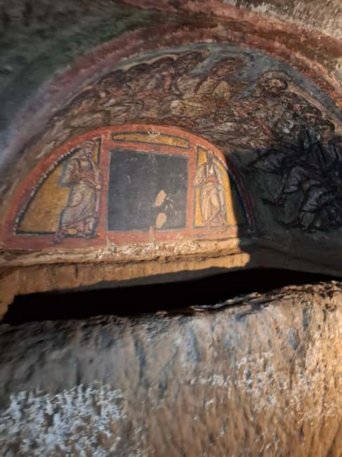Rome: Catacombs Skip-the-Line Tour with Tickets - Comfort Tips for Tight Passageways and No-Photo Rules