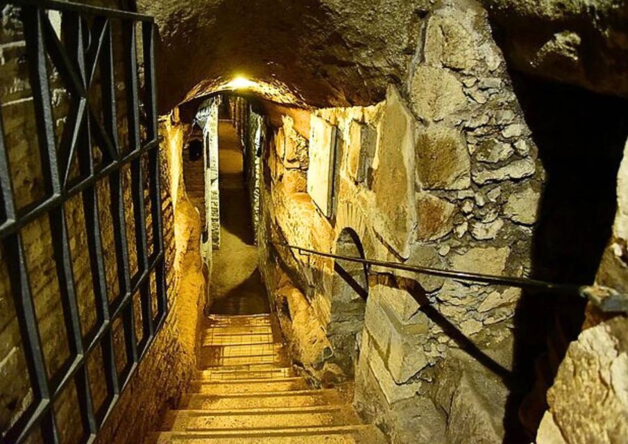 Rome: Catacombs Tour with Private Transfer and Tickets (3h) - A 3-hour catacomb visit with private pickup from your Rome door
