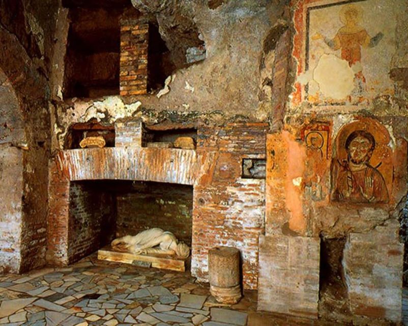 Rome Catacombs Underground Small Guided Tour with Transfer - Priority Entry and the Live Guide Moment