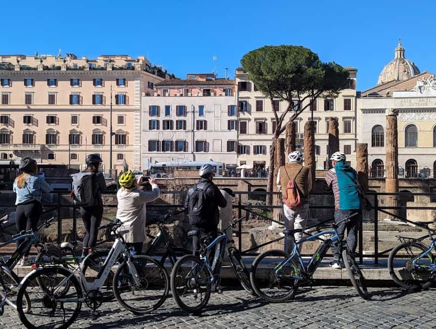 Rome: City Highlights Electric Bike Tour - Trevi Fountain and Piazza di Spagna: where the short stops really work