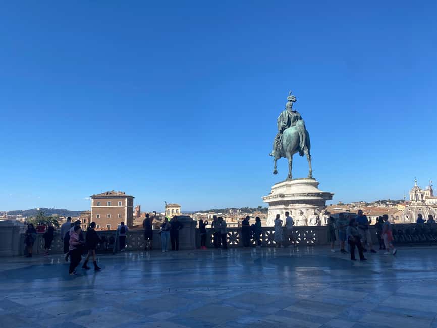 Rome: City walking tour. the beauty. - The Vittoriano thread: modern Italy shows up mid-walk