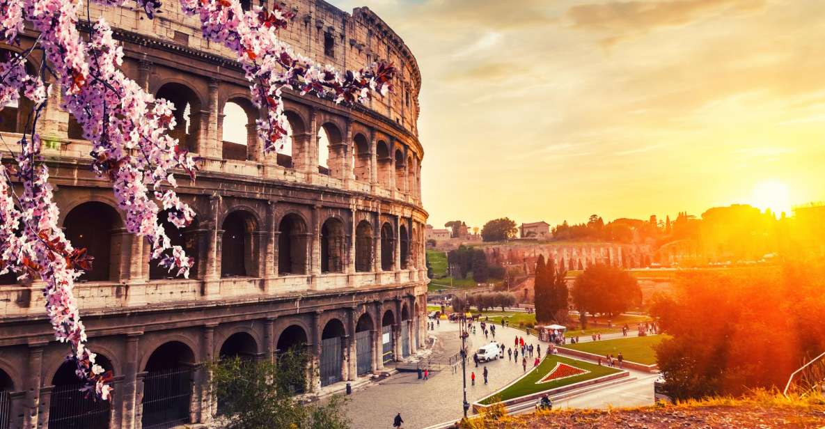 Rome: Colosseum, Arena and Ancient Rome Private Guided Tour - Piazza del Colosseo meeting point: How to find your guide fast