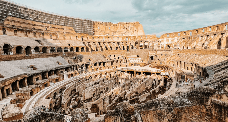 Rome: Colosseum Arena Floor, Roman Forum & Palatine 10 pax - How the Colosseum experience unfolds at the right moments