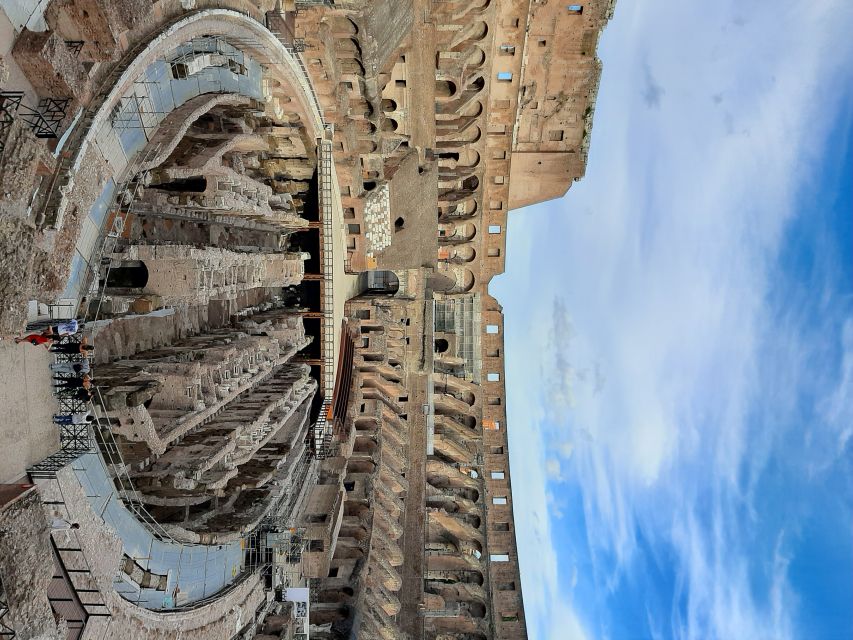 Rome: Colosseum Arena Private 1.5 hour Tour - Meeting at the Arch of Constantine: a clean start
