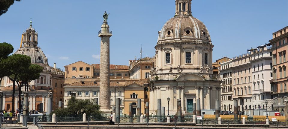 Rome: Colosseum, Circus Maximus, Forum & Ancient Rome Tour - Why this Rome ancient-sites walk fits so well into a short visit