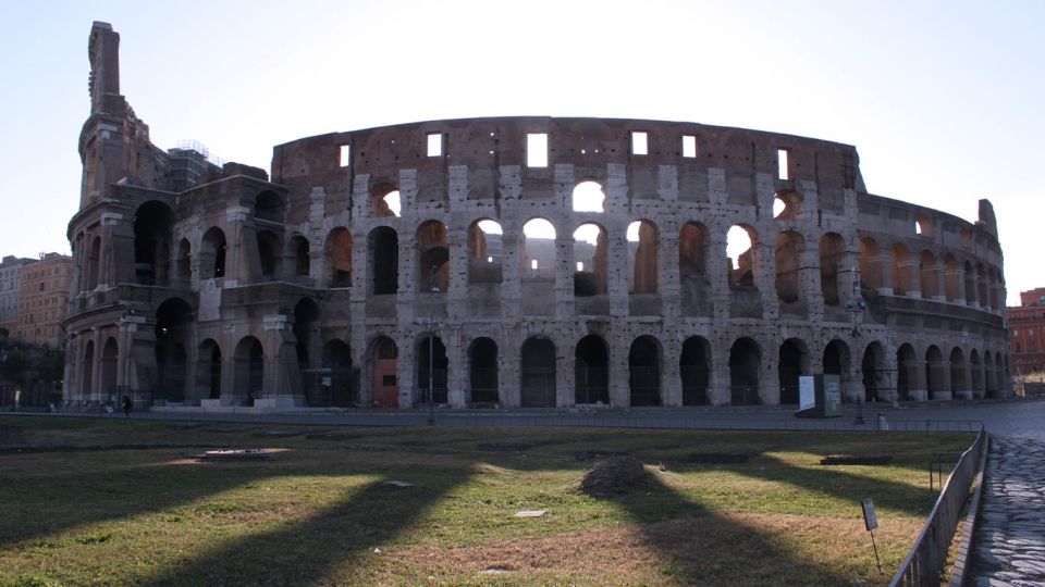 Rome: Colosseum Express Tour with Forum & Palatine Access - Logistics You Can Handle Fast: Meeting, Security, ID, and Timing