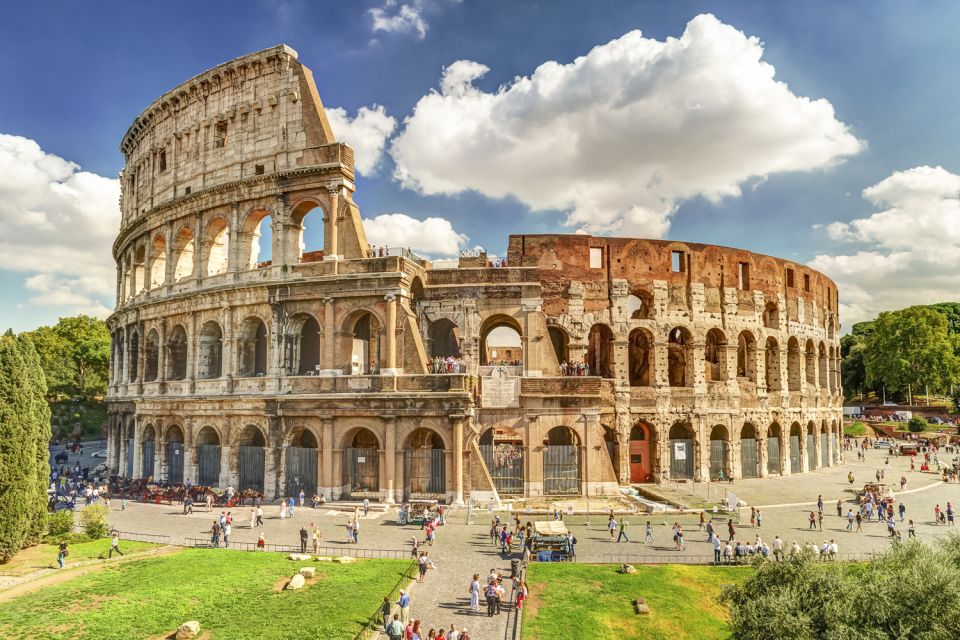 Rome: Colosseum, Forum and Palatine Hill Private Guided Tour - Palatine Hill: Romulus and Remus, imperial palaces, and garden-style ruins