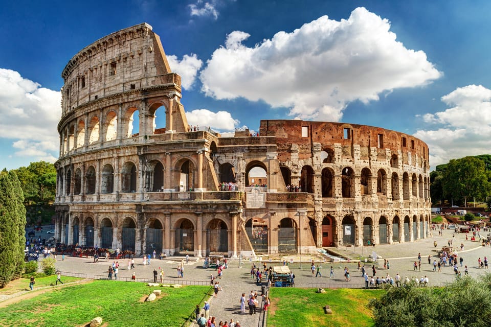 Rome: Colosseum & Forum Experience with Free Audio Guide App - Palatine Hill: Views and Imperial Footsteps