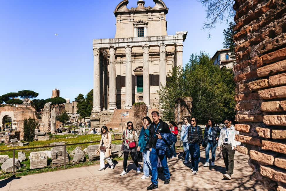 Rome: Colosseum, Forum & Palatine Hill Tour & Optional Arena - Palatine Hill: Where Romulus Chose the Spot