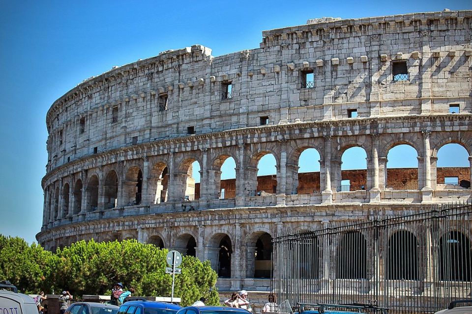Rome: Colosseum, Forum & Palatine Hill Tours – Live Guided - Palatine Hill: Myth, Royal Space, and Panoramic Photos