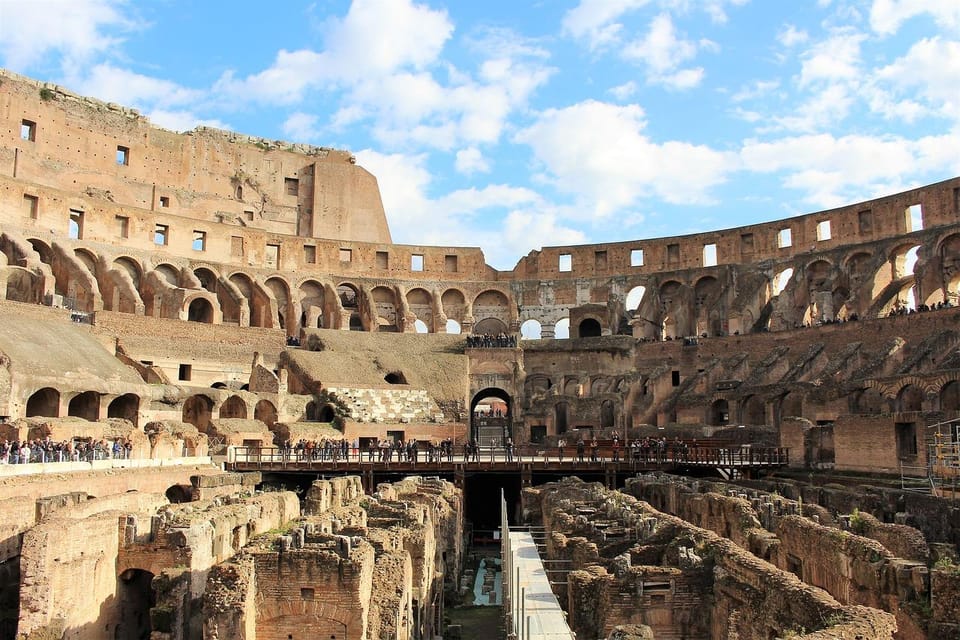 Rome: Colosseum, Forum, & Palatine Hill with Audio Guide - Palatine Hill Views: The Rome Skyline Moment at About 40 Meters Up