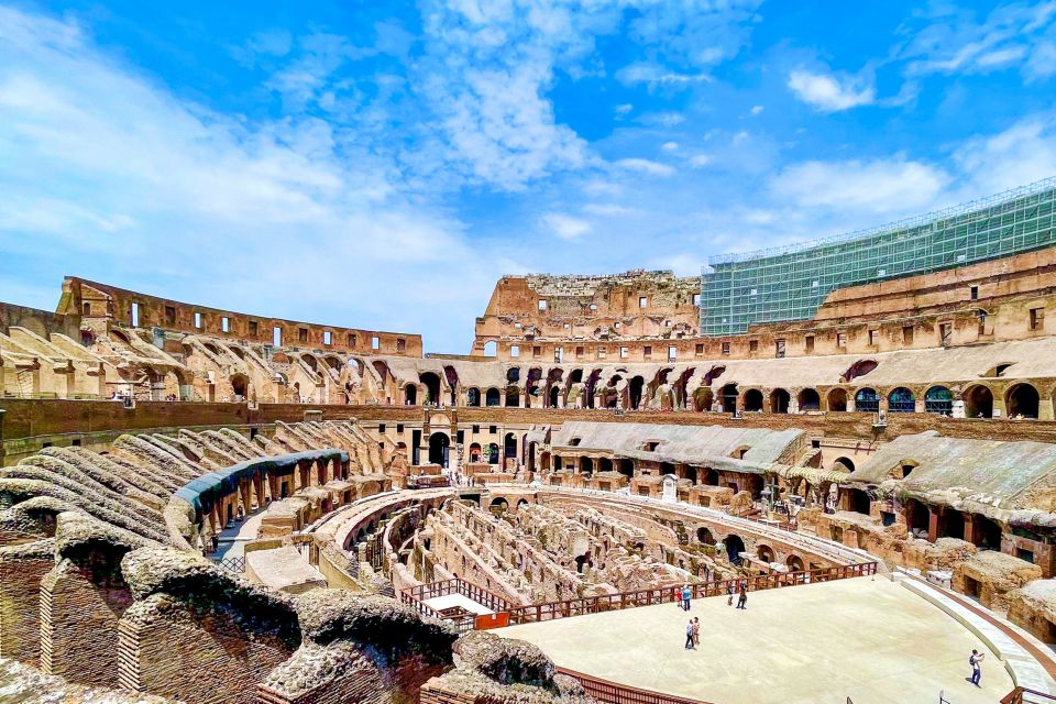 Rome: Colosseum, Palatine Hill and Roman Forum Guided Tour - Curia, arches, and the big-picture Forum core