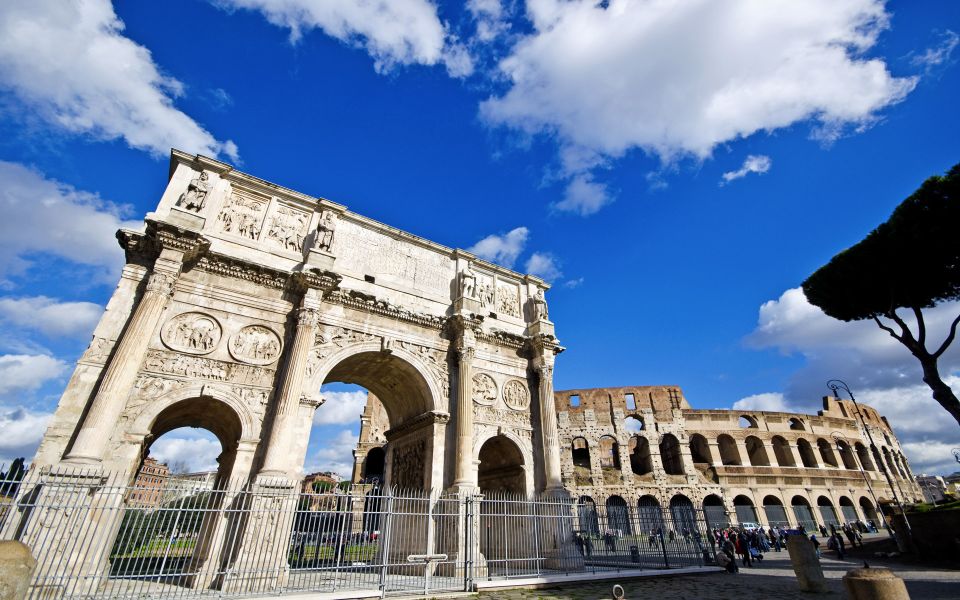 Rome: Colosseum, Roman Forum, and Palatine Hill - Why the Colosseum-Forum-Palatine loop makes Rome make sense