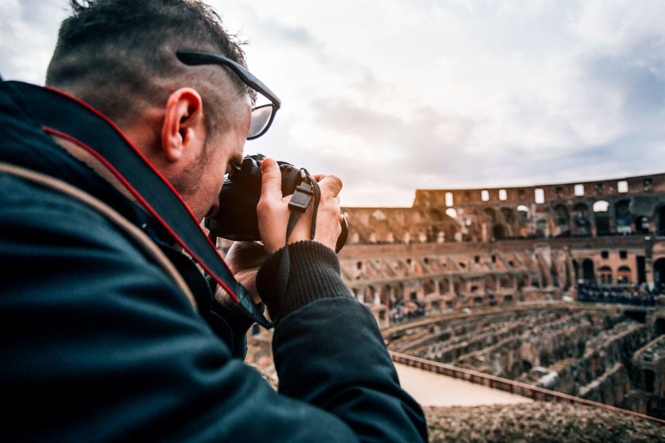 Rome: Colosseum, Roman Forum and Palatine Hill Guided Tour - Getting your bearings fast in the Colosseum area