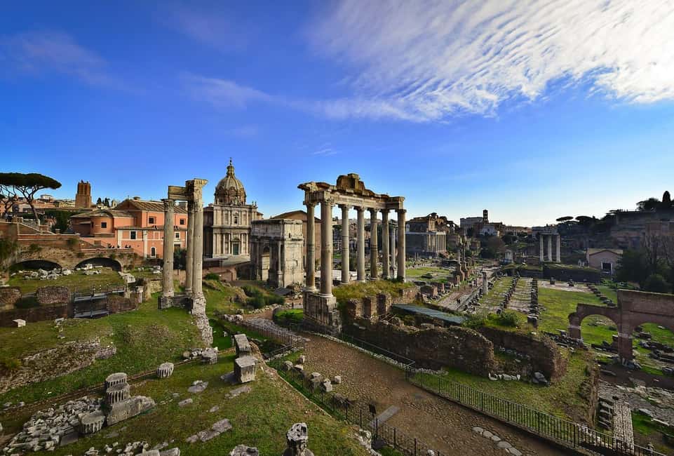 Rome: Colosseum, Roman Forum & Palatine Guided Tour - Guide quality is the real differentiator here