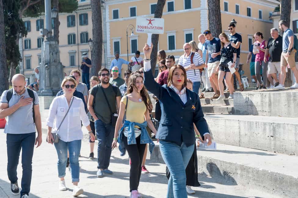 Rome: Colosseum, Roman Forum, Palatine with Multimedia Video - The Bonus Plan: English Walking Tour to Navona, Pantheon, and Trevi