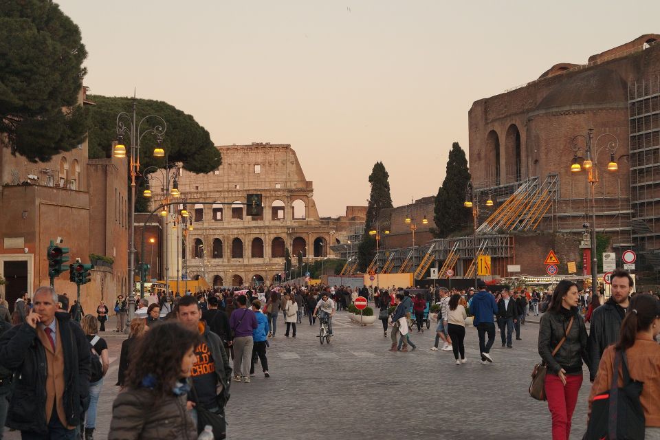 Rome: Colosseum, Roman Forum & Trajan's Market Exterior Tour - Who Should Book This Tour