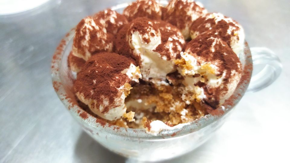 Rome cooking: Gelato & Tiramisu with savoiardi Baking class - Should you book this gelato and tiramisù baking class?