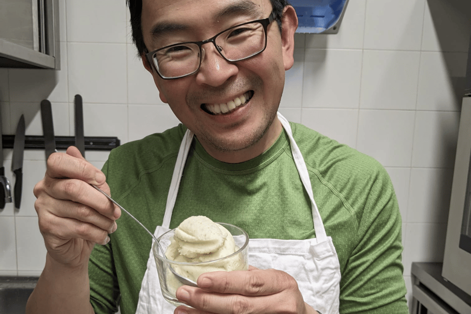 Rome cooking: Gelato & Tiramisu with savoiardi Baking class - Meeting at via Natale del Grande and settling into a real kitchen lab