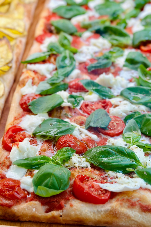 Rome: Discover Trastevere Street Food Guided Tour - Drinks and food expectations: eat first, ask questions next