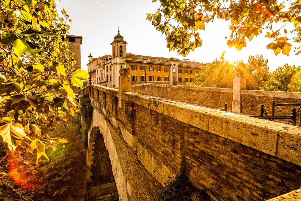 Rome: Discovering the Jewish Ghetto guided tour - Where it starts: Teatro di Marcello and fast orientation
