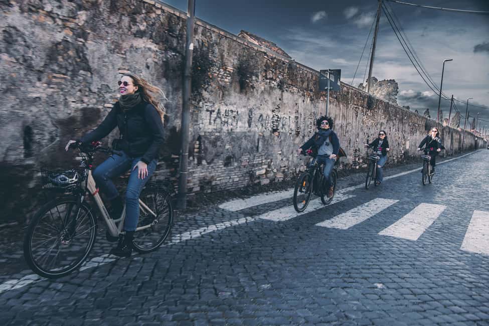 Rome: E-bike Tour From The Circus Maximus To The Catacombs - Baths of Caracalla and the Porta San Sebastiano area: big monuments, smart pacing