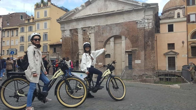 Rome: Early Morning eBike Tour - Arch of Constantine and Piazza Venezia: quick stops with big meanings