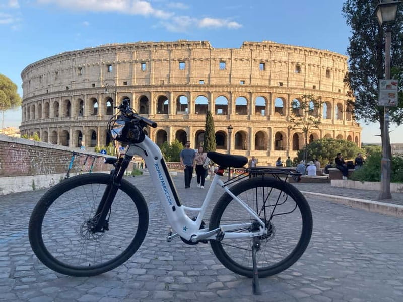 Rome: Early Morning eBike Tour - Trajan Forum and the Pantheon: the rhythm of short, guided moments