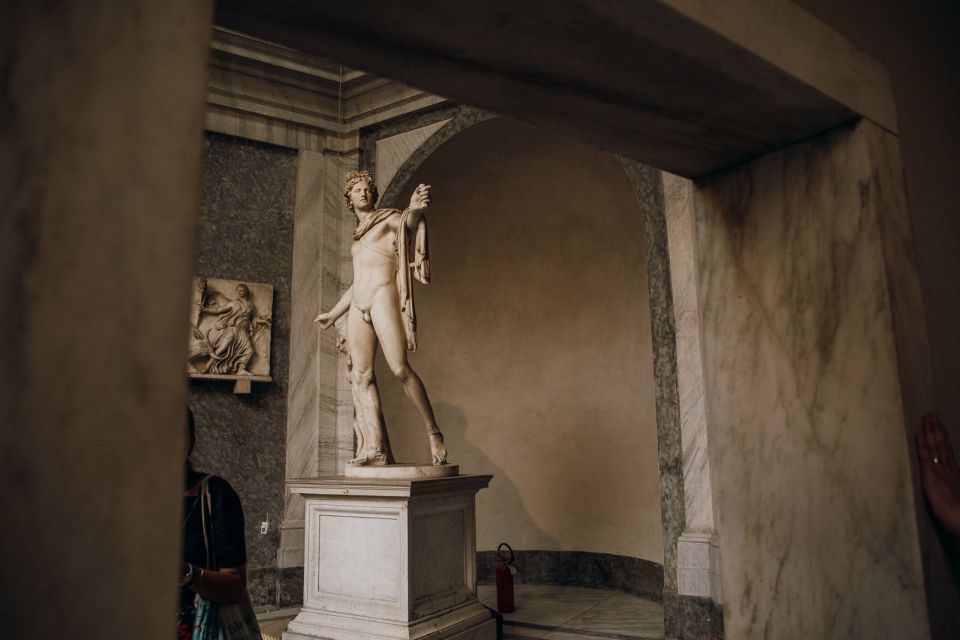 Rome: Early-Morning Vatican Museums and Sistine Chapel Tour - Sistine Chapel first doors: handout, ceiling time, and the 2026 cover