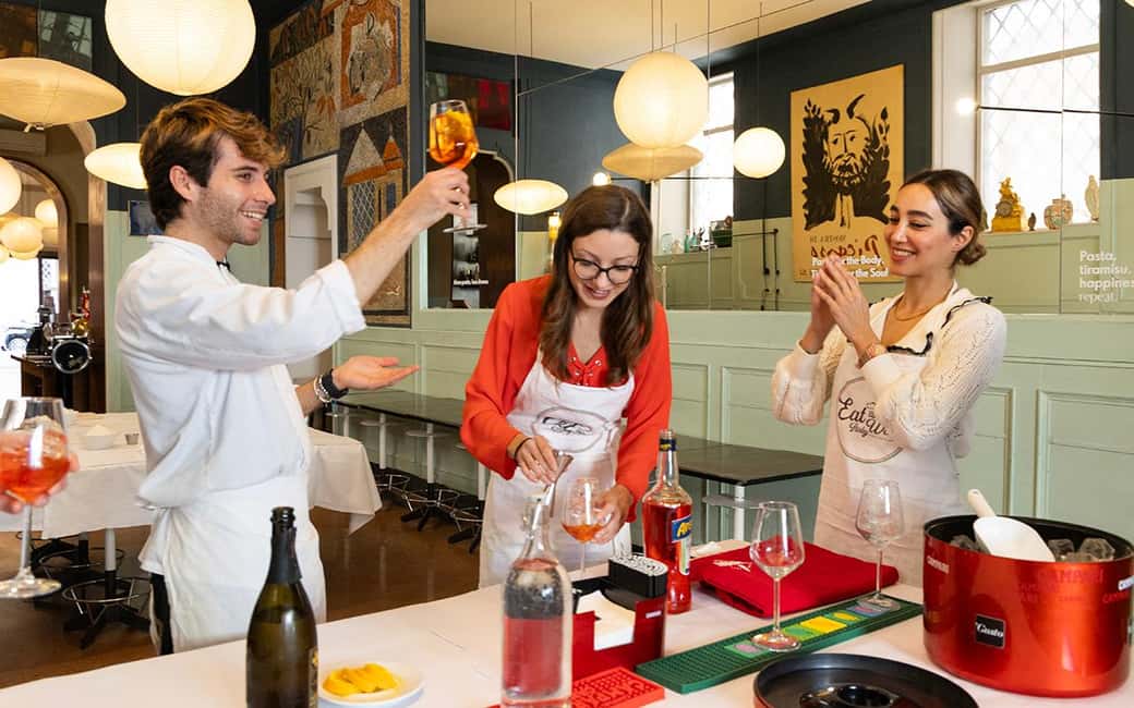 Rome: Enjoy Spritz and Pasta Making in Piazza Navona - Making the Spritz: the balanced drink skill you’ll use again