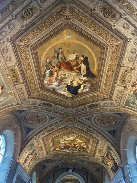 Rome: Escorted Entrance to the Vatican Museum - Pio Clementino Museum rooms: Greek Cross Hall and the statue galleries
