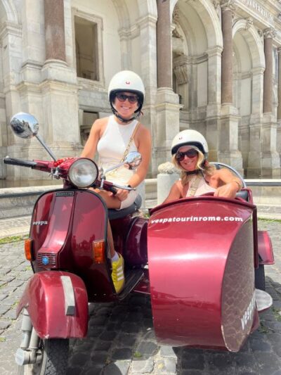 Rome: Evening Fiat 500 and Vespa Prosecco Tour - Meeting Up in Central Rome: Hotel Pickup and a Small-Group Pace