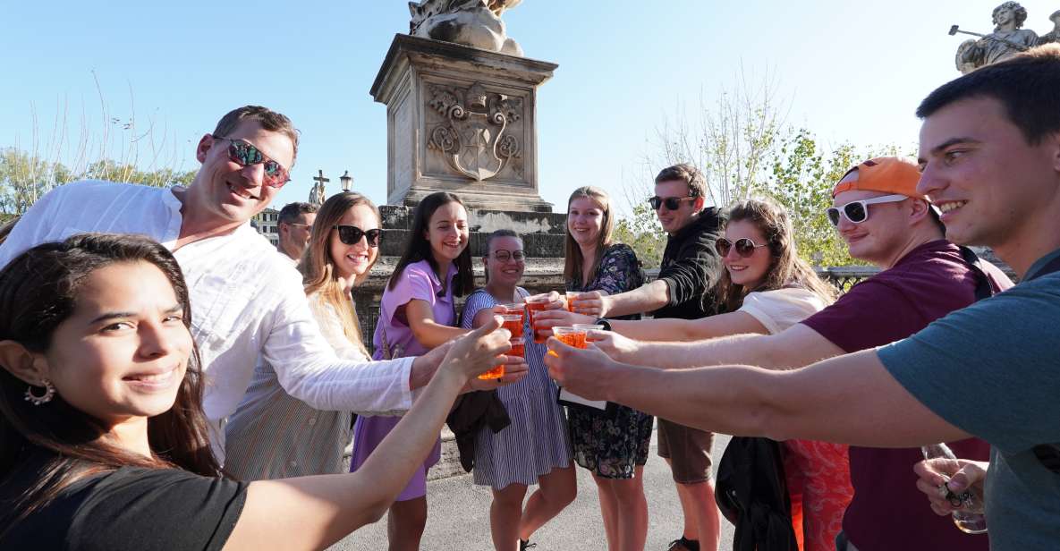 Rome: Evening Walking Tour with Cocktails and Local Guide - Key moments worth showing up for