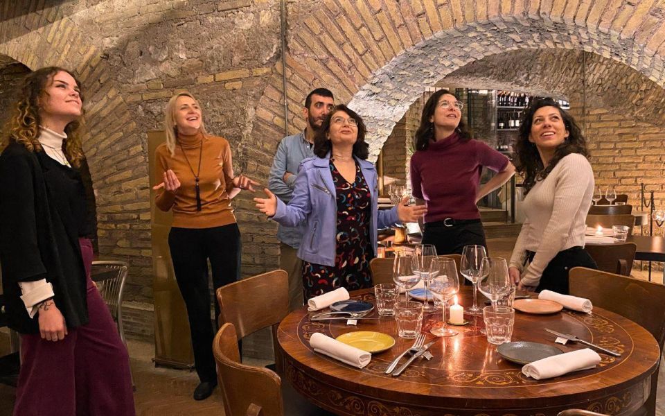 Rome: Exclusive Candlelight dinner in Agrippa's Roman Bath - Who should book this Agrippa candlelight dinner