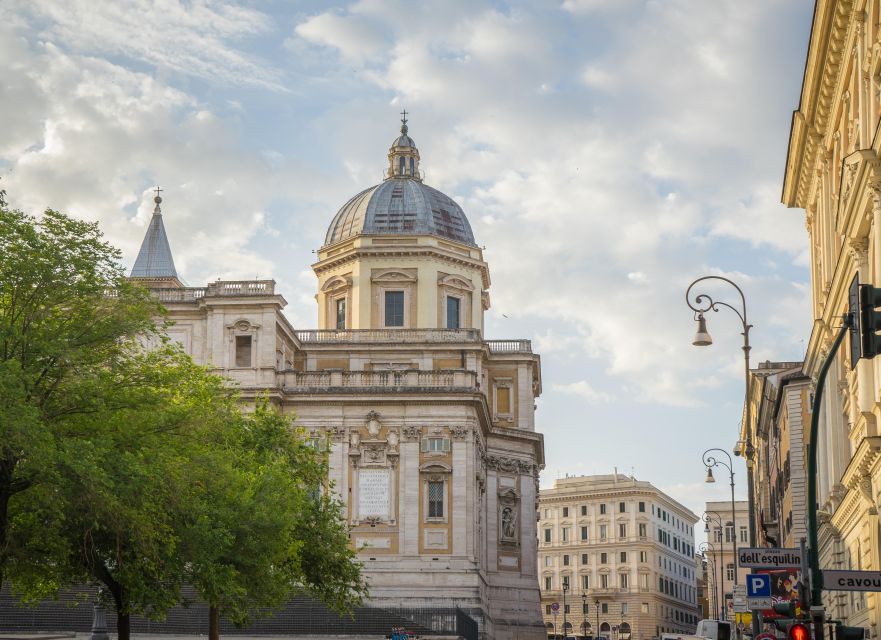 Rome: Exclusive Three Basilicas Tour with Dedicated Car - Dress code: the rule that can make or break your visit
