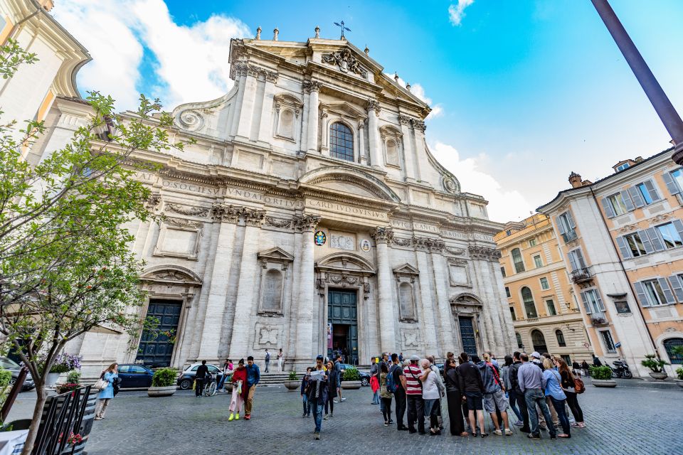 Rome: Fountains and Squares Small-Group Walking Tour - Saint Ignatius (Sant’Ignazio): trompe l’oeil that plays tricks the right way