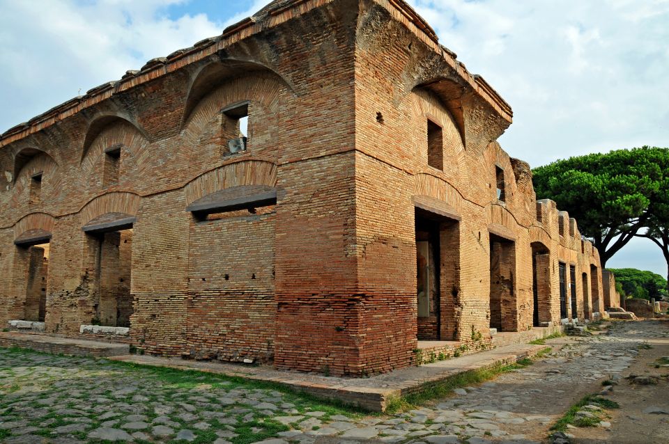 Rome: Ostia Antica Private Walking Tour with Skip-the-Line - Ostia Antica: the fast route to a real Roman city near Rome