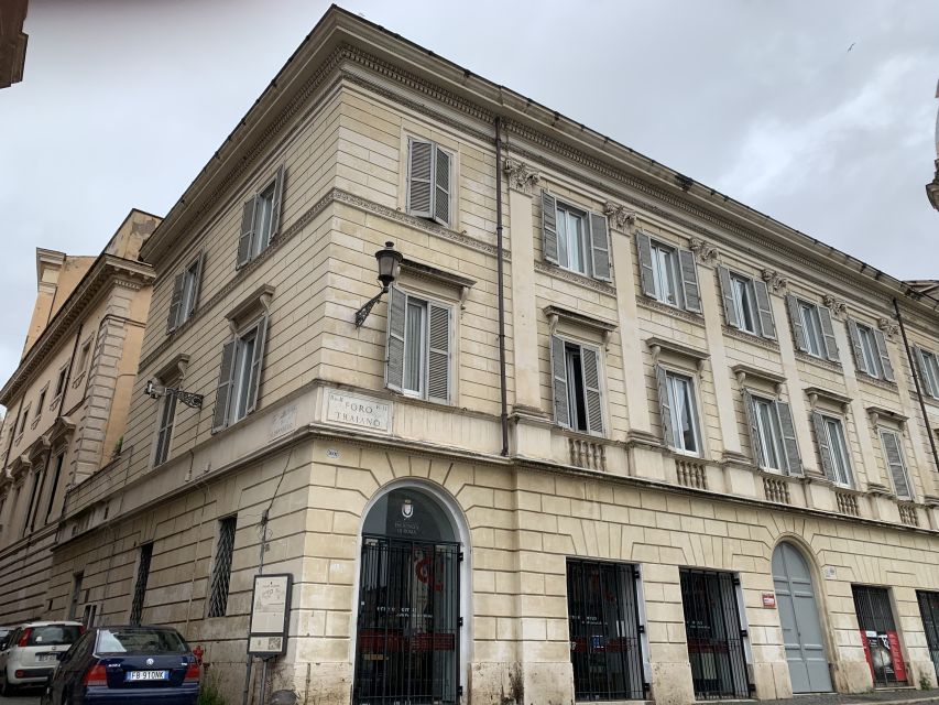 Rome: Palazzo Valentini Roman Domus Multimedia Experience - Finding The Meeting Point Like a Local