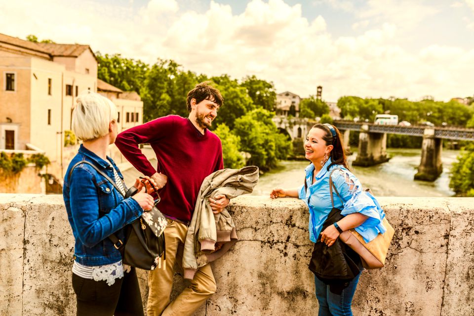 Rome: Private 2-hr Tour of Icons & Hidden Gems with a Local - Colosseum Area: Making the Most of Limited Time