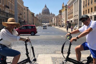 Rome : Private custom walking tour with a local guide - What You’ll See: Main Tourist Sights Plus Real City Corners