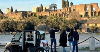Rome: Private Tour by Golf Cart with Pickup - Meeting the Colosseum without losing your day