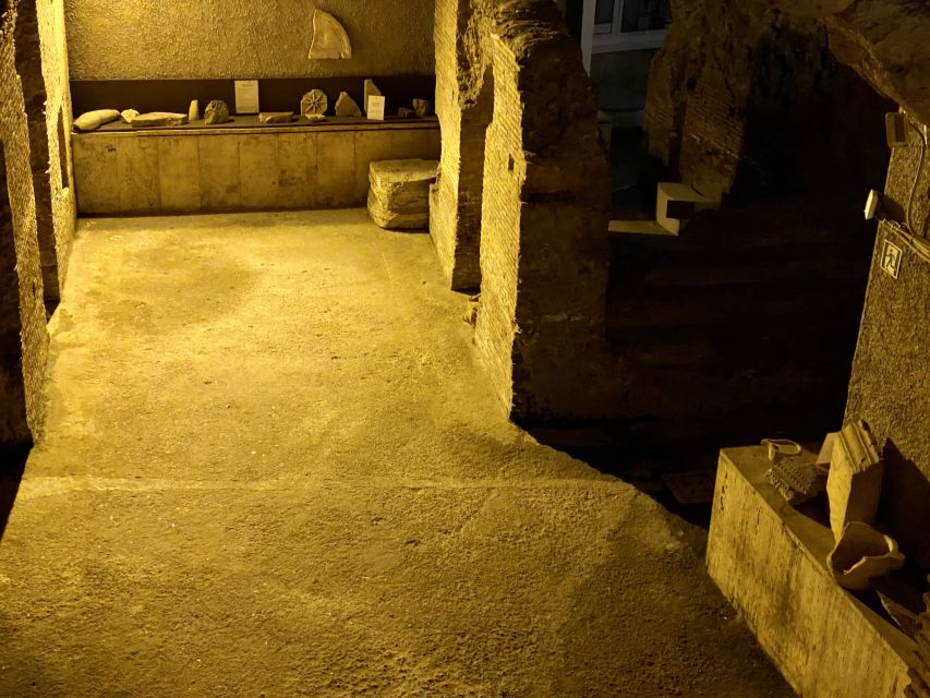 Rome: Private Tour of Navona Square with Undergrounds - Going below street level to the Stadium of Domitian