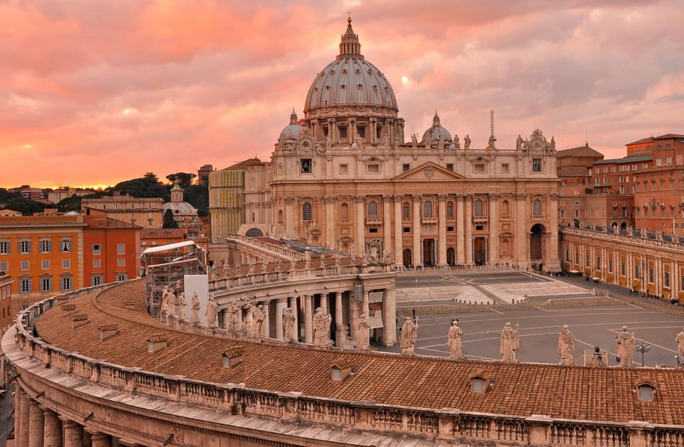 Rome: Private Vatican Museums and Sistine Chapel Tour - Entering the Vatican Museums faster: what skip-the-line really buys