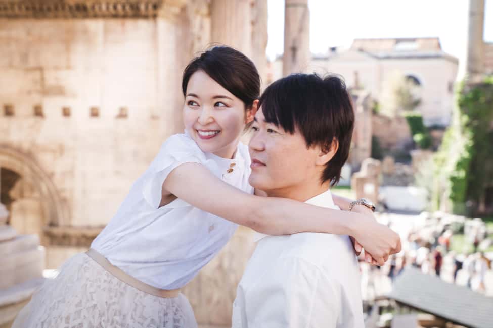 Rome: Romantic Couple Photoshoot. Choose your spot! - Trevi Fountain and Spanish Steps: Crowd-Proofing Your Photos