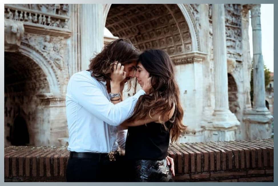 Rome: Romantic Couple Photoshoot. Choose your spot! - Villa Borghese vs. Campidoglio: Pick Your Mood