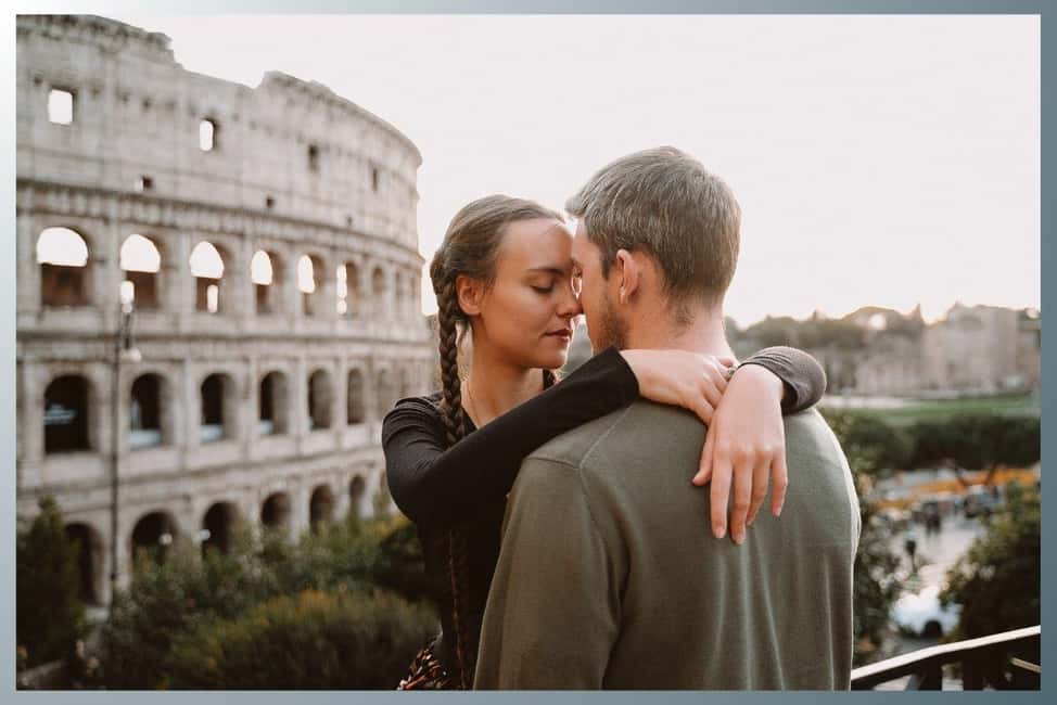 Rome: Romantic Couple Photoshoot. Choose your spot! - What Happens During the 29–60 Minute Session