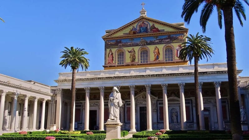 Rome: Saint Paul Outside the Walls Tour - Inside highlights: golden mosaics, the arch, and popes’ medallions