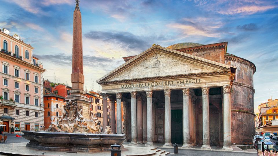 Rome: Squares and Fountains Walking Guided Tour - Walking practicalities: how to set yourself up for an easy win