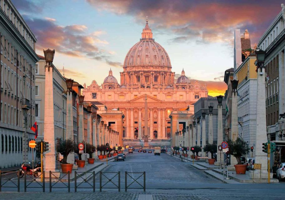 Rome: St. Peter's Basilica and Papal Tombs Walking Tour - Radio headset advantage: hear the historian without craning your neck