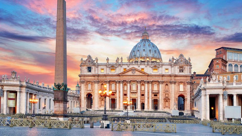 Rome: St. Peter's Basilica and Papal Tombs Walking Tour - Art, architecture, and timing: how this tour actually feels